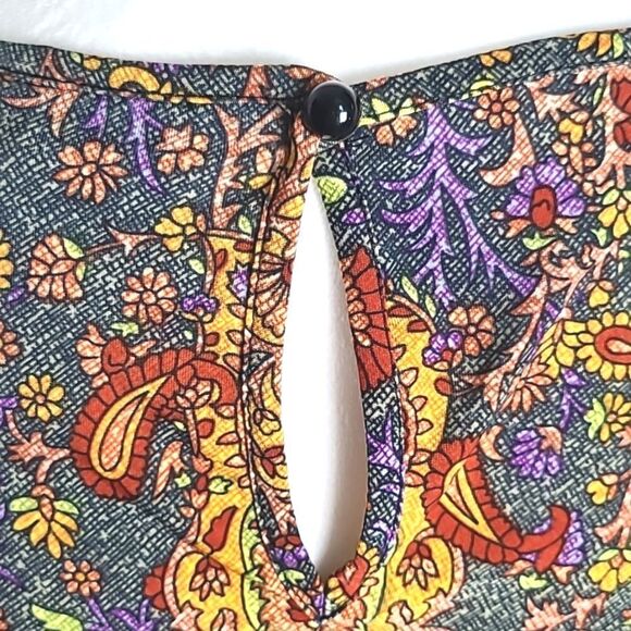 Mlle Gabrielle Colorful Paisley Sheath Dress with Gold Chain Belt, Size Medium - Picture 8 of 11
